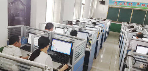 提升數(shù)字素養(yǎng) 賦能智慧課堂——方城縣暑期信息技術(shù)教師培訓(xùn)活動(dòng)全面啟動(dòng)